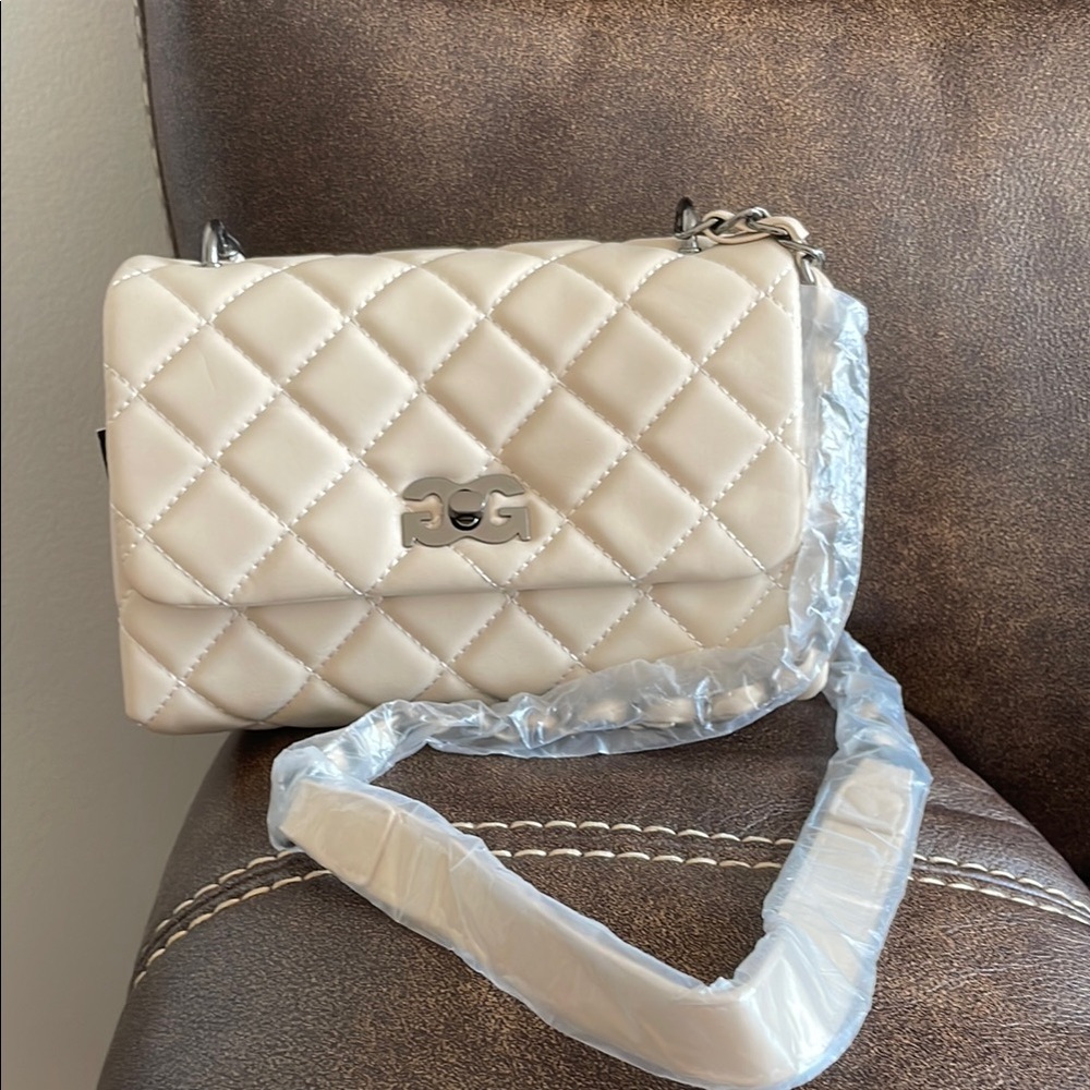 NWT⚡️GILDA PARIS⚡️Quilted cream crossbody bag w/ chain + woven fabric strap